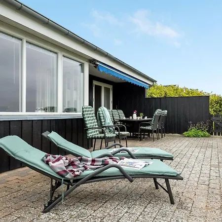 Annalia - 50m From The Sea By Interhome Tatil Evi